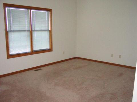 9100 East Monroe Road Britton, MI 49229 - Photo 5 of 11 20105632-4.JPG
