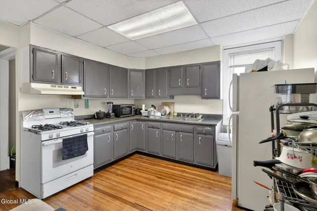 $325,000 | 558 Washington Avenue, Albany, NY 12203