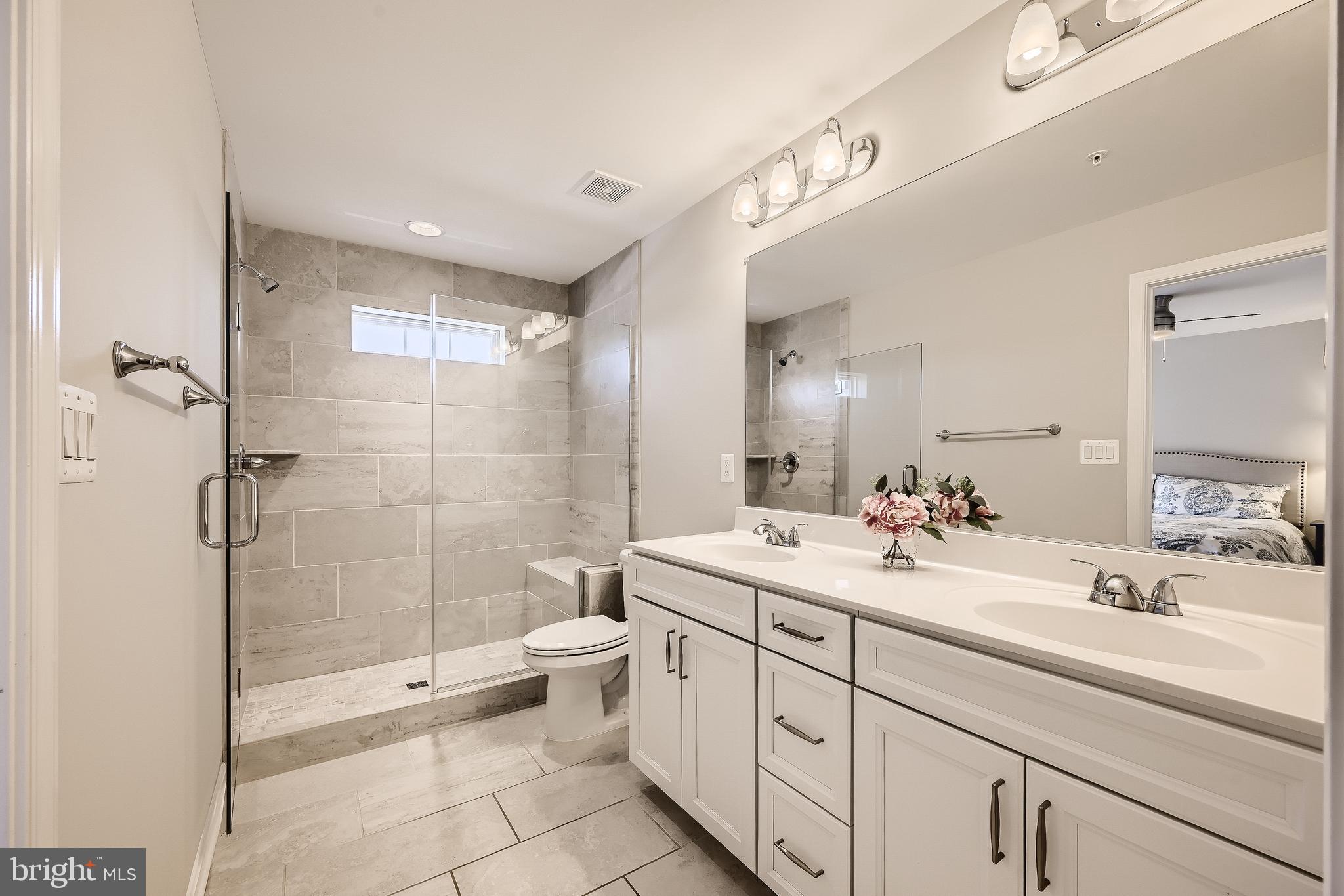 1206 Berry Street Baltimore, MD 21211 - Photo 16 of 32 Primary Bath