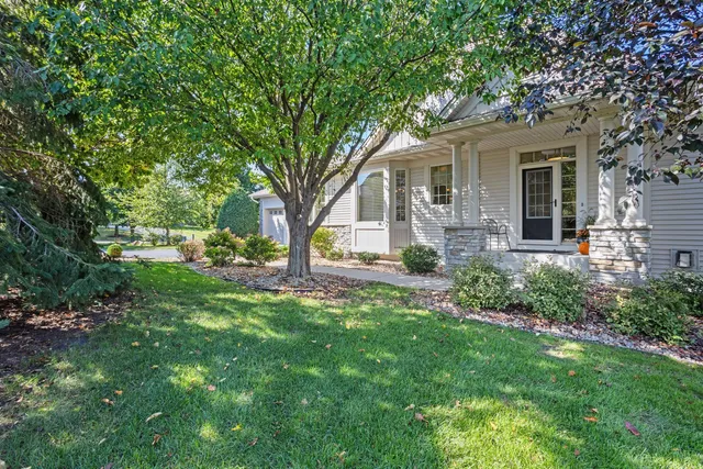 $735,000 | 3846 Linden Drive East, Medina, MN 55340