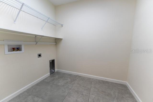 5050 Southwest 91st Place Ocala, FL 34476 - Photo 17 of 33 a view of walk in closet