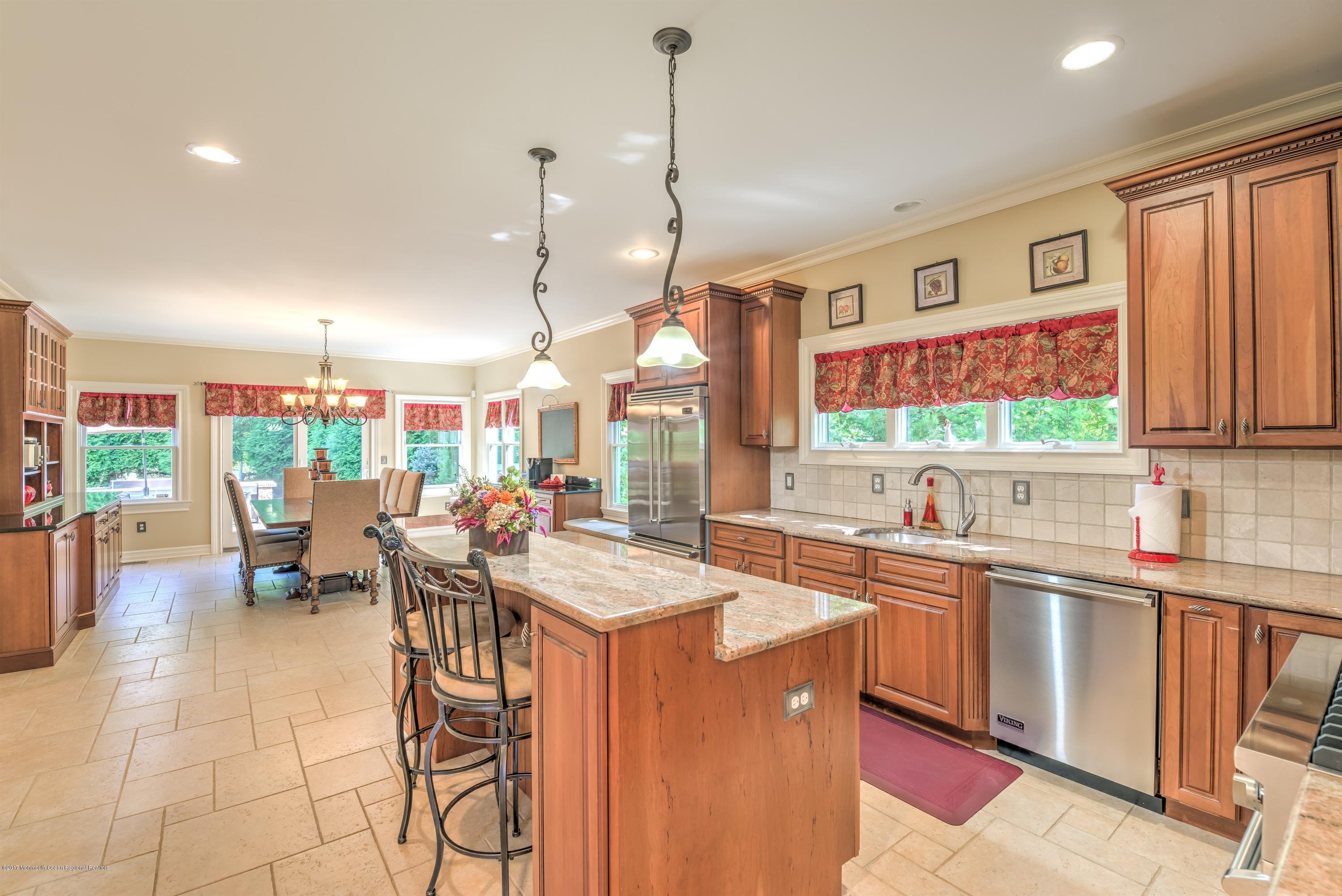 136 Millhurst Road Manalapan, NJ 07726 - Photo 16 of 44 016_KITCHEN