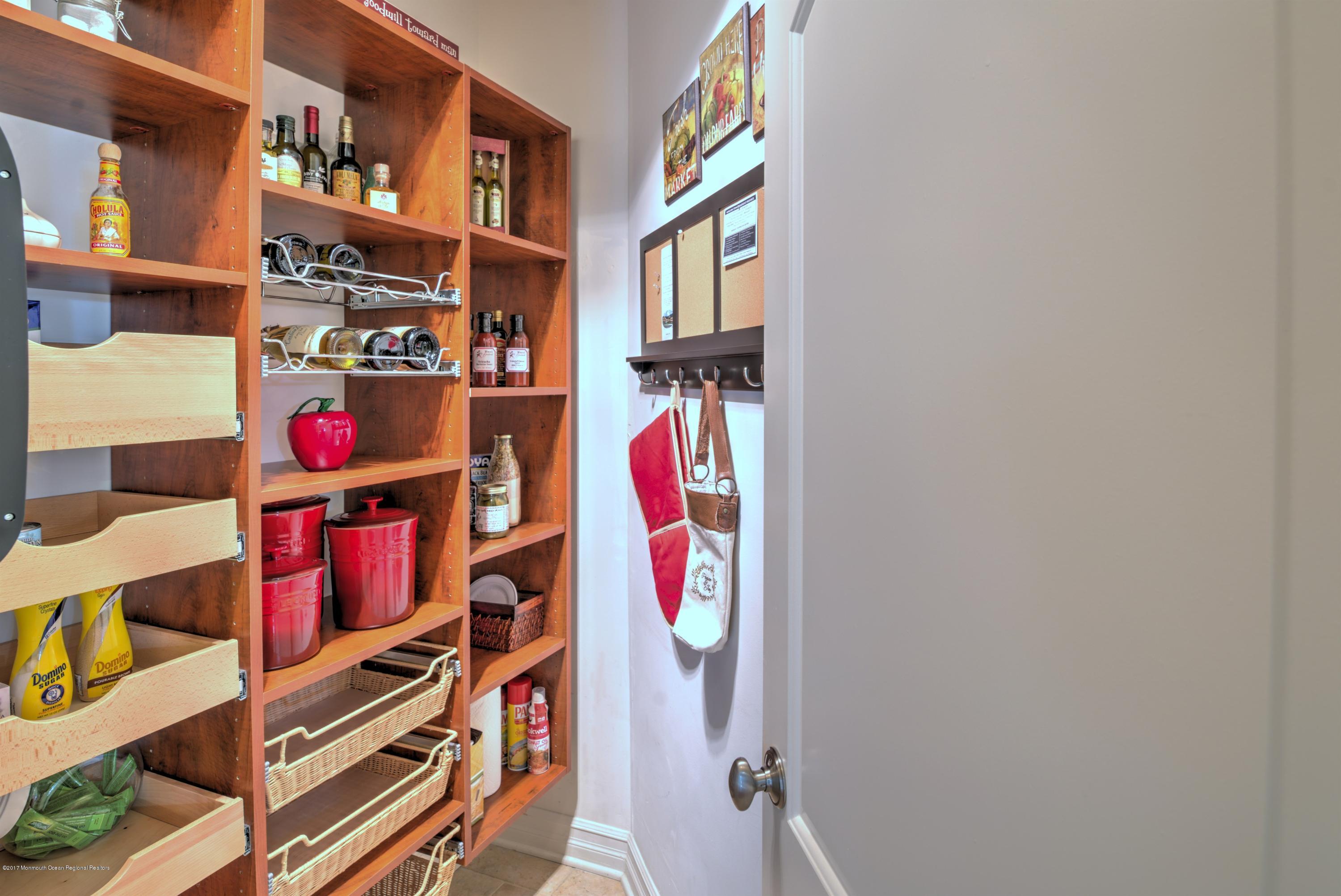 136 Millhurst Road Manalapan, NJ 07726 - Photo 17 of 44 017_PANTRY