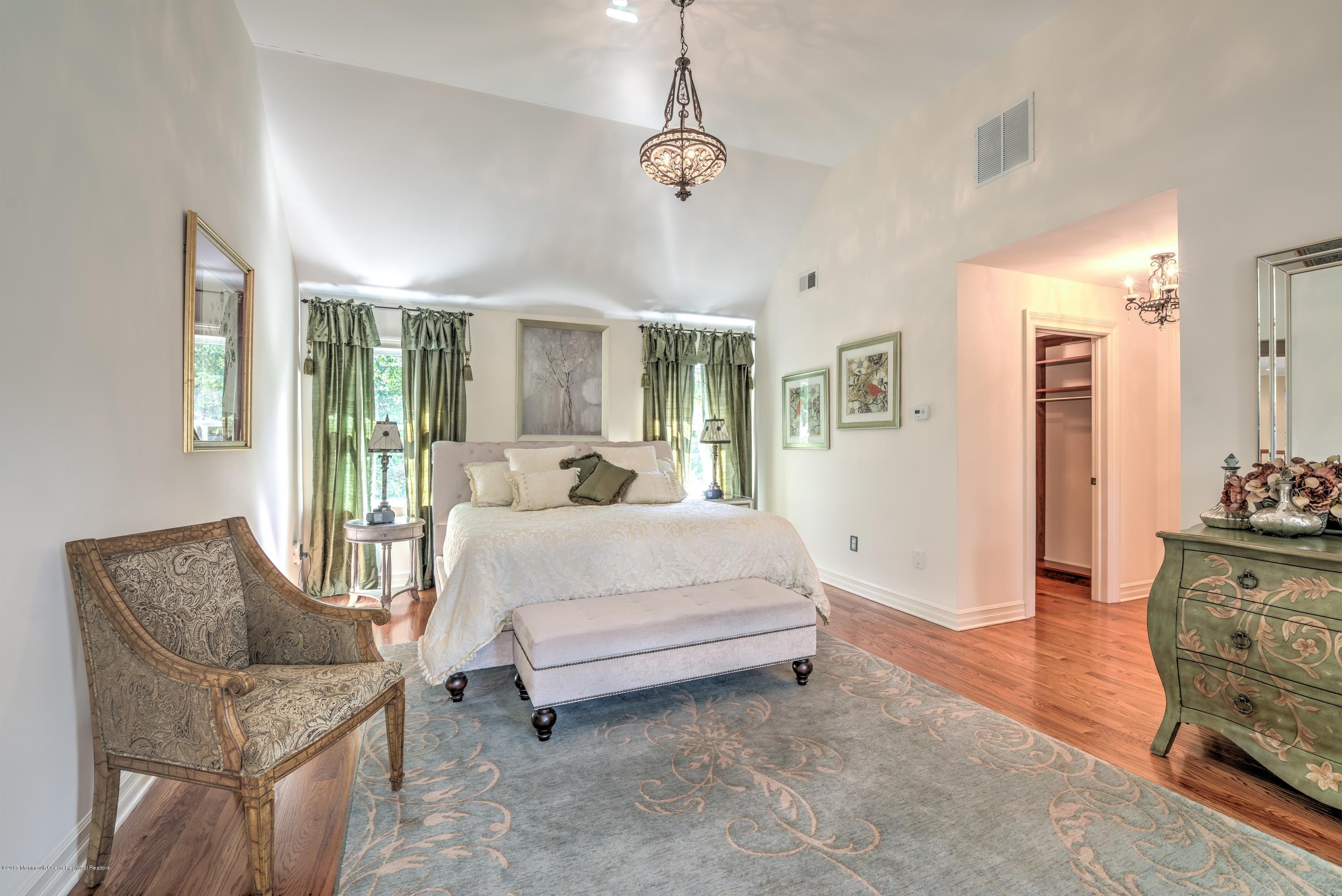 136 Millhurst Road Manalapan, NJ 07726 - Photo 24 of 44 024_MASTER BEDROOM