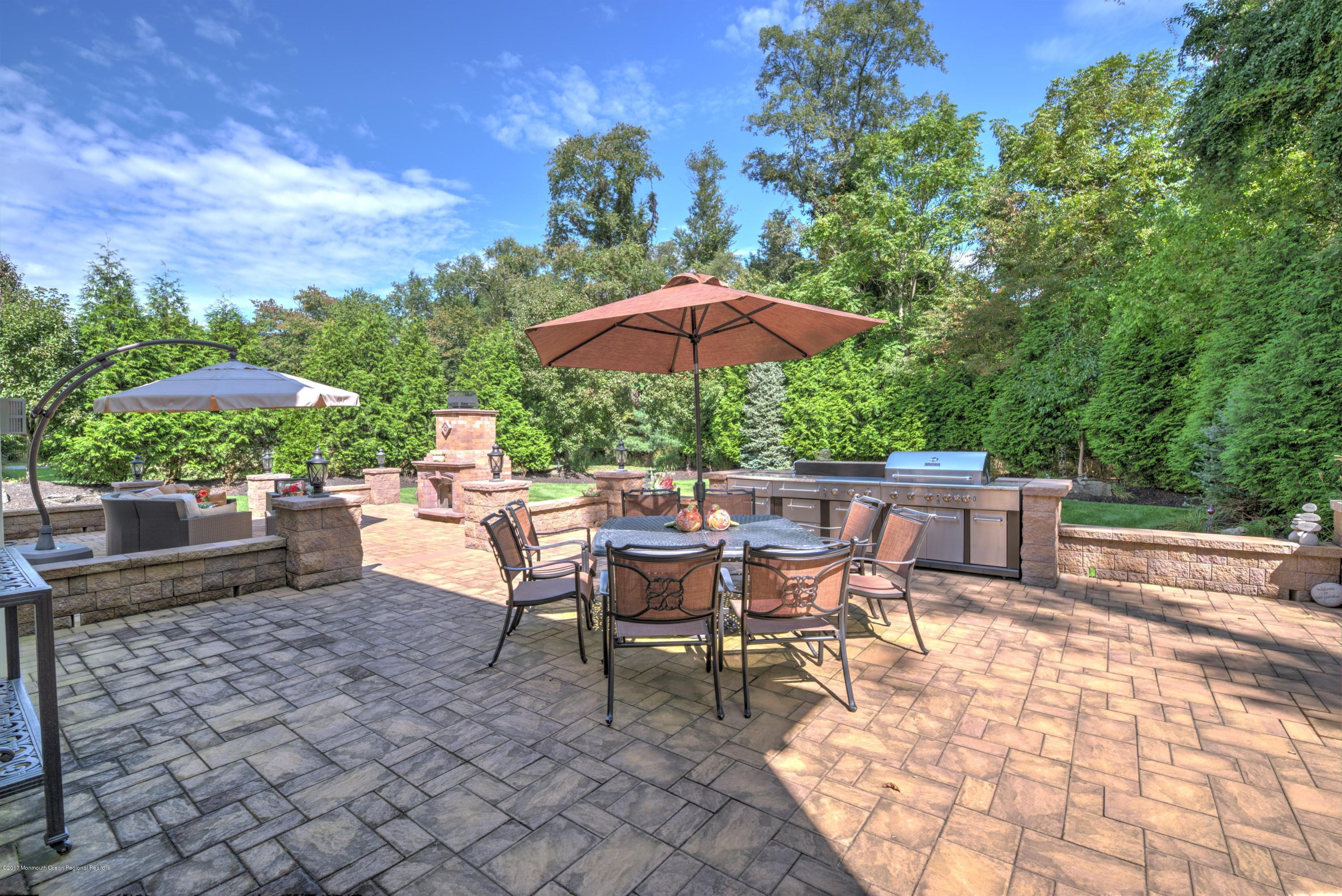 136 Millhurst Road Manalapan, NJ 07726 - Photo 39 of 44 039_PATIO