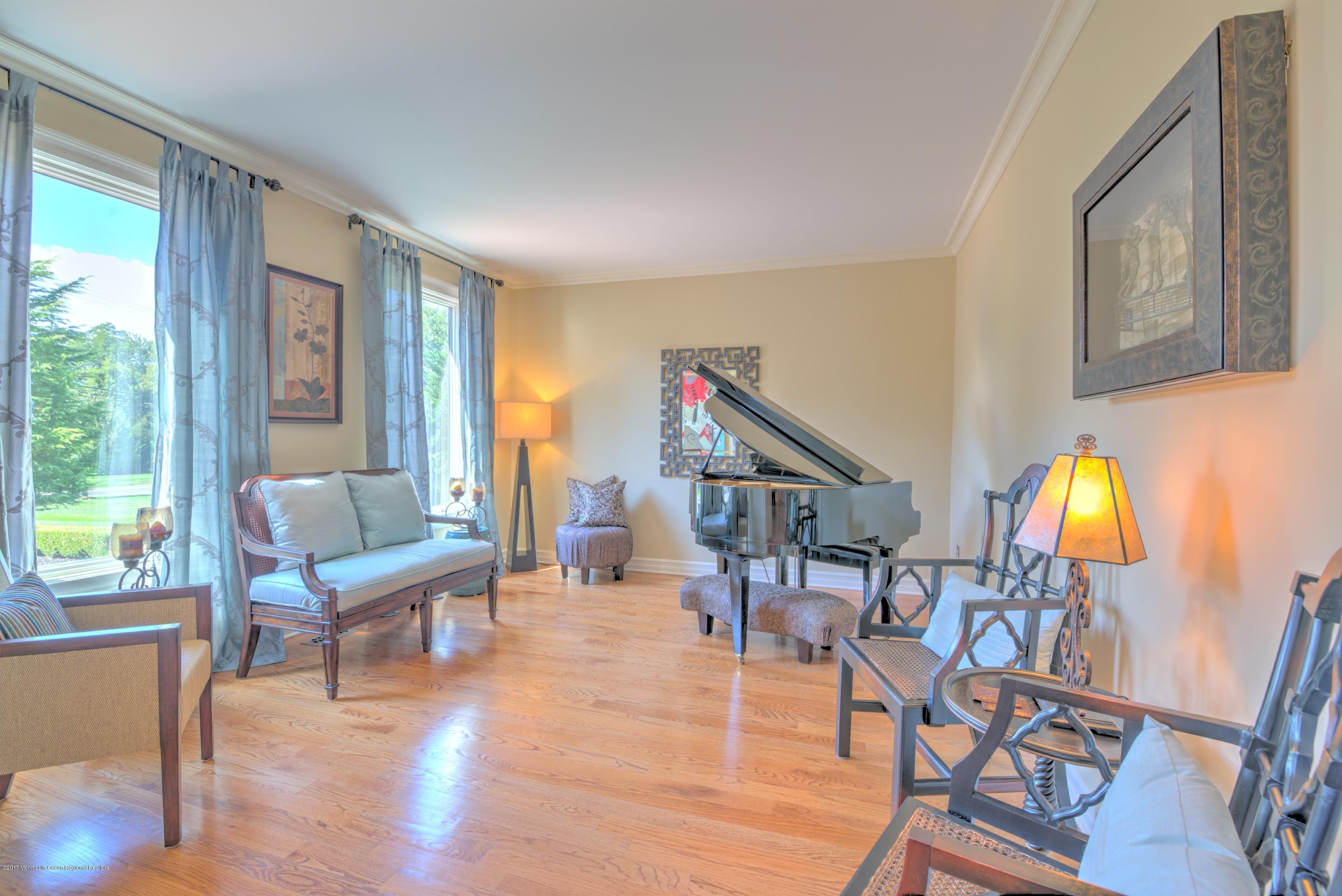 136 Millhurst Road Manalapan, NJ 07726 - Photo 6 of 44 006_LIVING ROOM