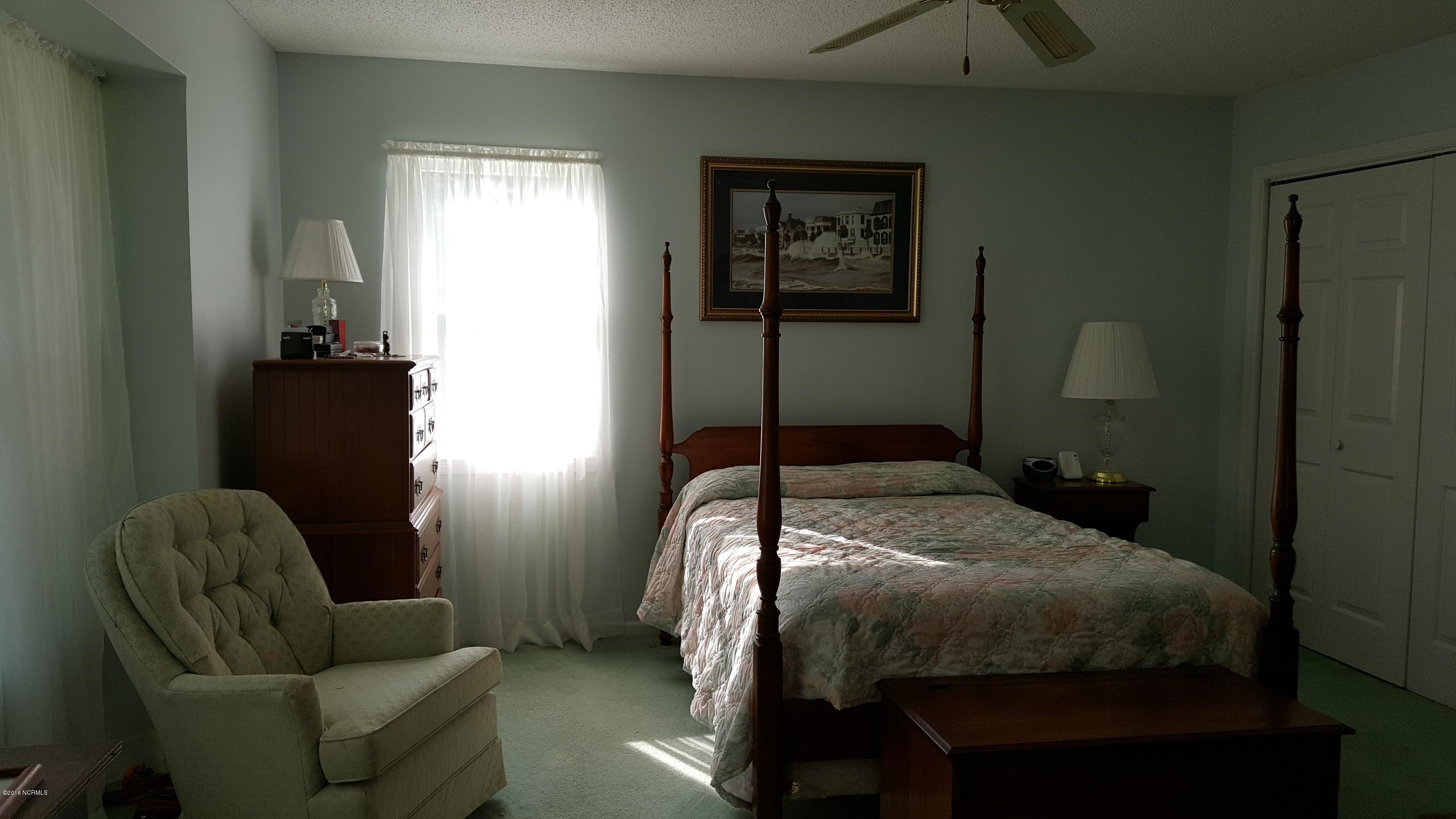 103 Bermuda Circle Hampstead, NC 28443 - Photo 23 of 33 20160526_173152