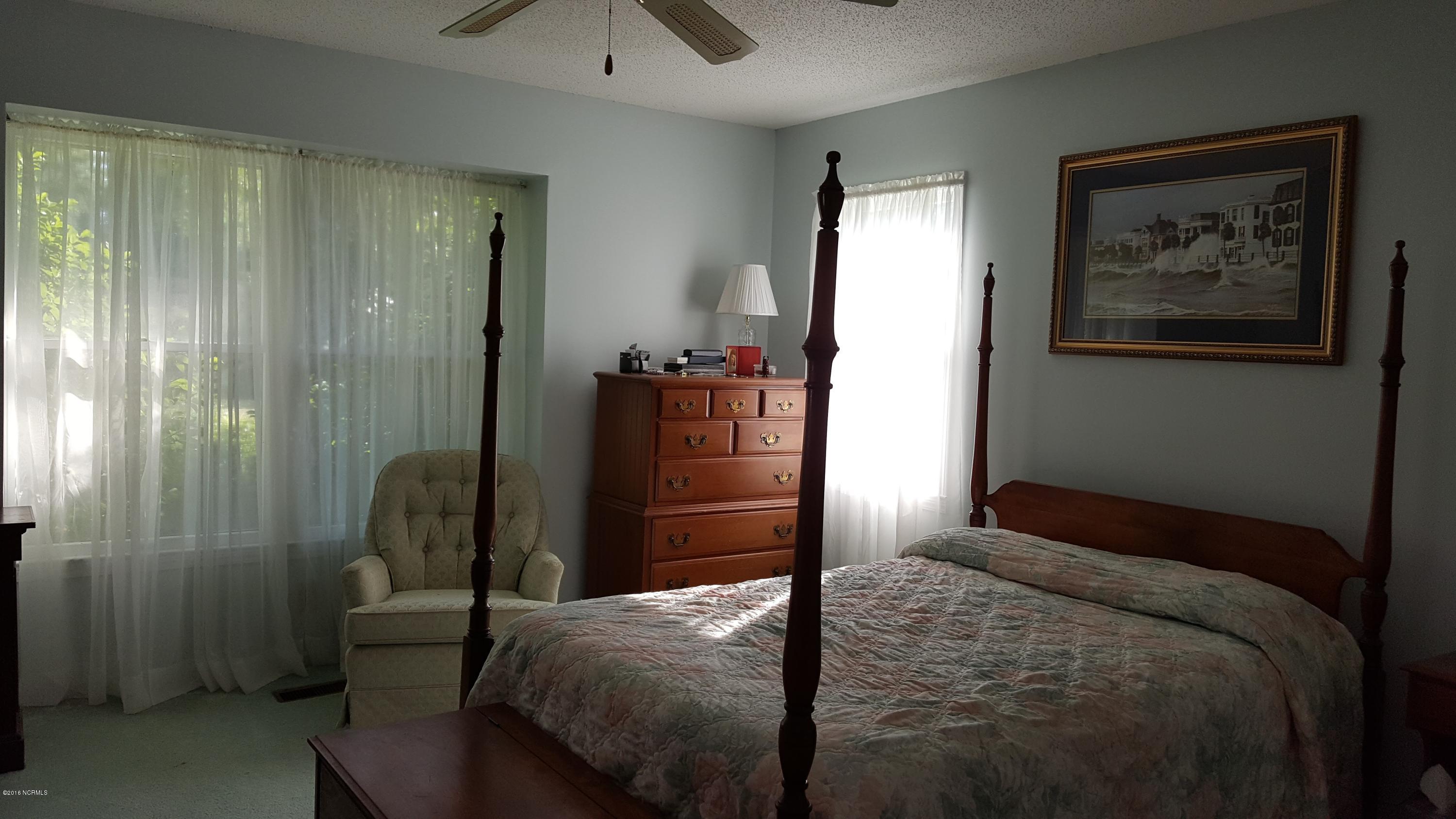 103 Bermuda Circle Hampstead, NC 28443 - Photo 24 of 33 20160526_173215