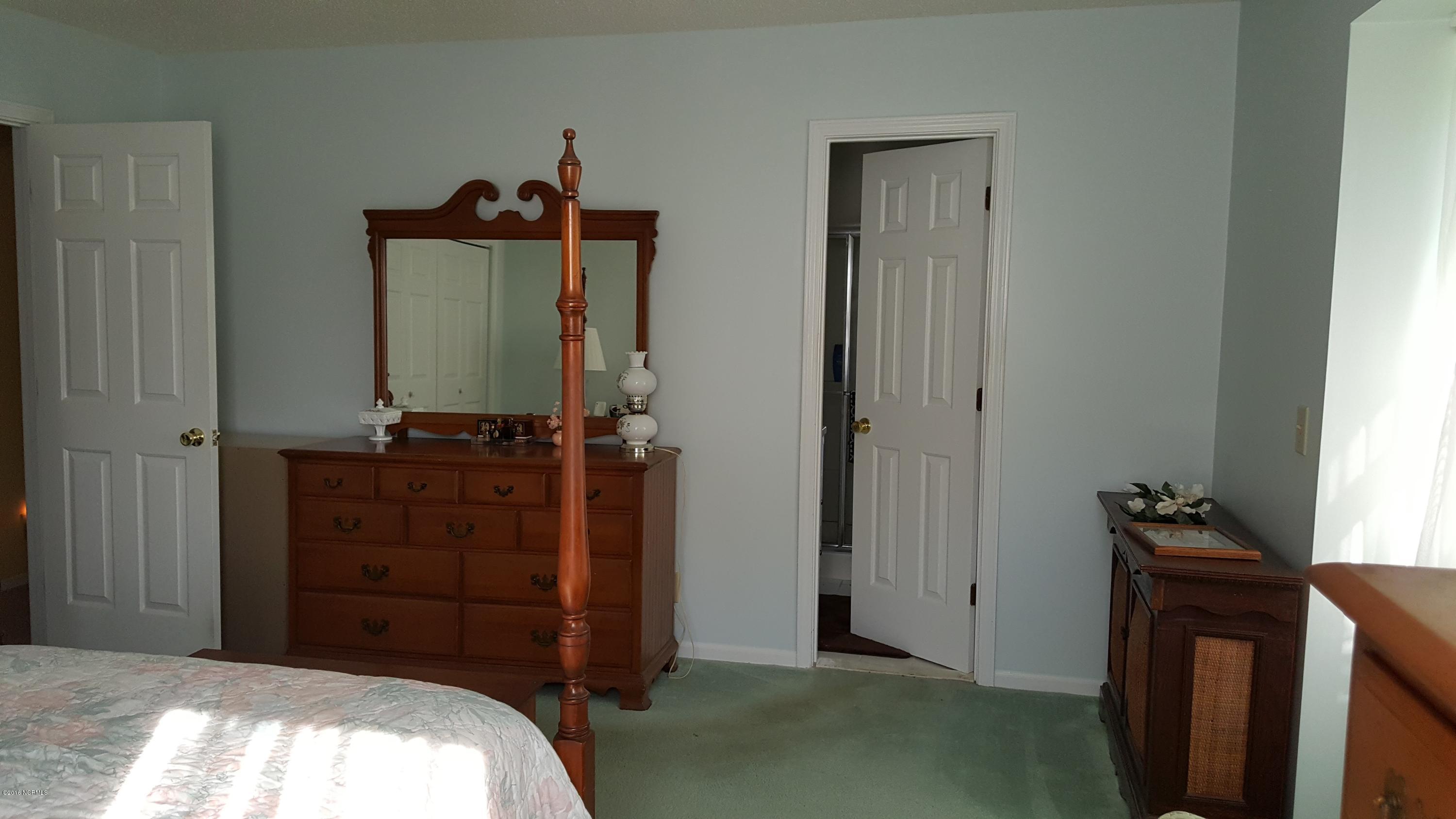103 Bermuda Circle Hampstead, NC 28443 - Photo 26 of 33 20160526_173409