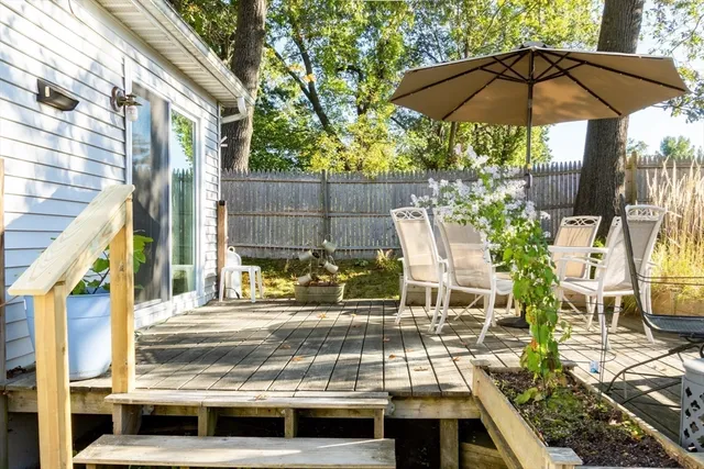 $329,900 | 66 Walsh Street, Springfield, MA 01109