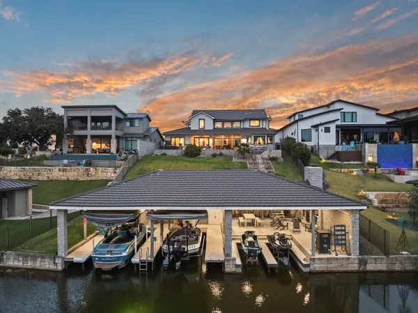 $2,990,000 | 202 Clearwater Drive, Kingsland, TX 78639