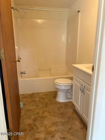 $250,000 | 5495 Highway 90, Marianna, FL 32446