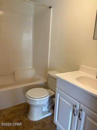 $250,000 | 5495 Highway 90, Marianna, FL 32446