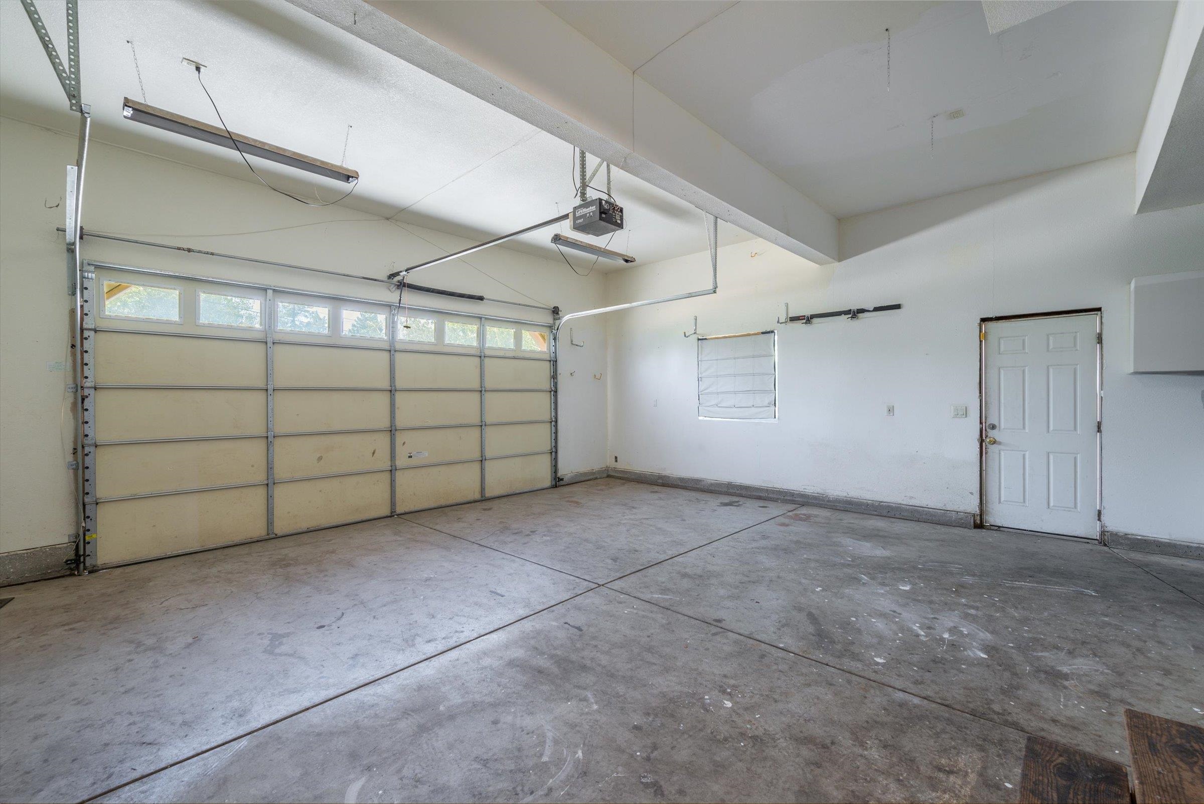 10309 Evensham Place Truckee, CA 96161 - Photo 20 of 21 a view of garage