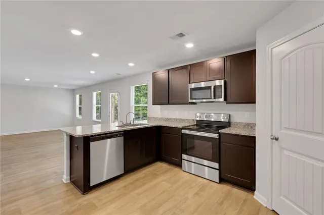 $284,900 | 409 Fairfax Street, Anderson, SC 29625