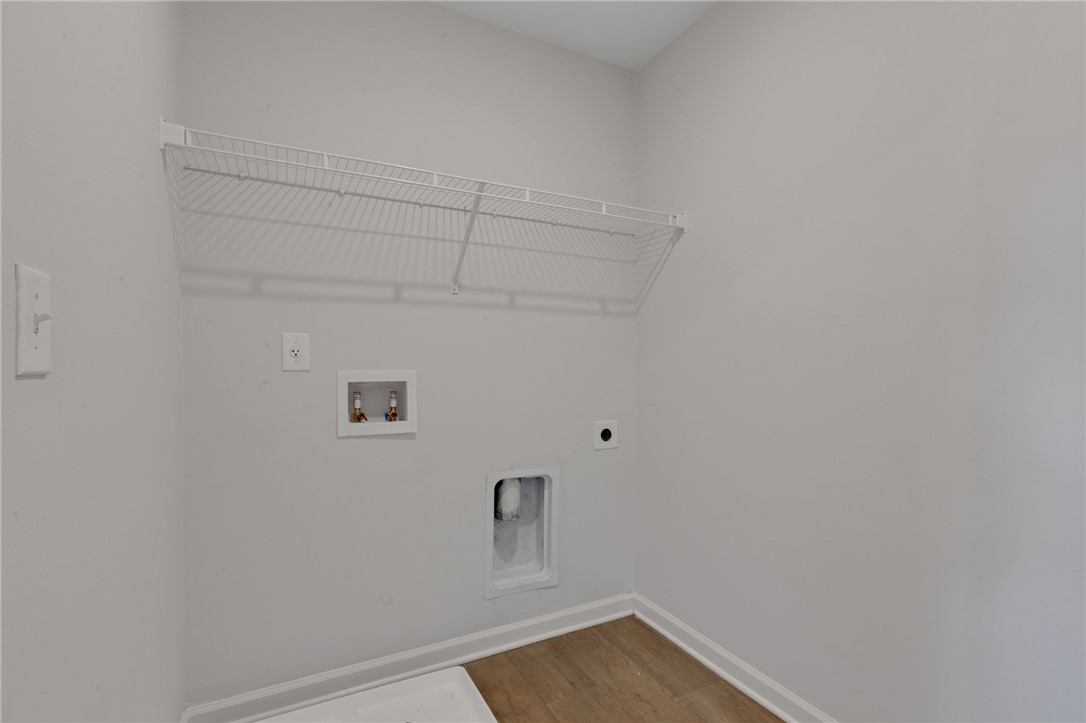 409 Fairfax Street Anderson, SC 29625 - Photo 22 of 37 Walk-in Laundry Room