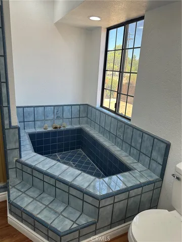 a bathroom with a toilet