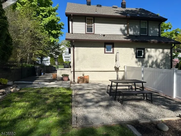 $3,000 | 515 Farview Street, Unit B, Ridgewood, NJ 07450