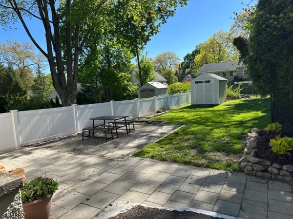 $3,000 | 515 Farview Street, Unit B, Ridgewood, NJ 07450