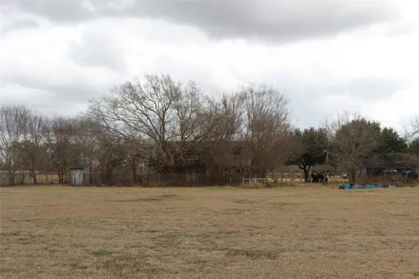 a view of outdoor space with mountain view