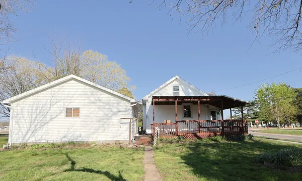 $115,000 | 501 North Shelby Avenue, Salem, IL 62881