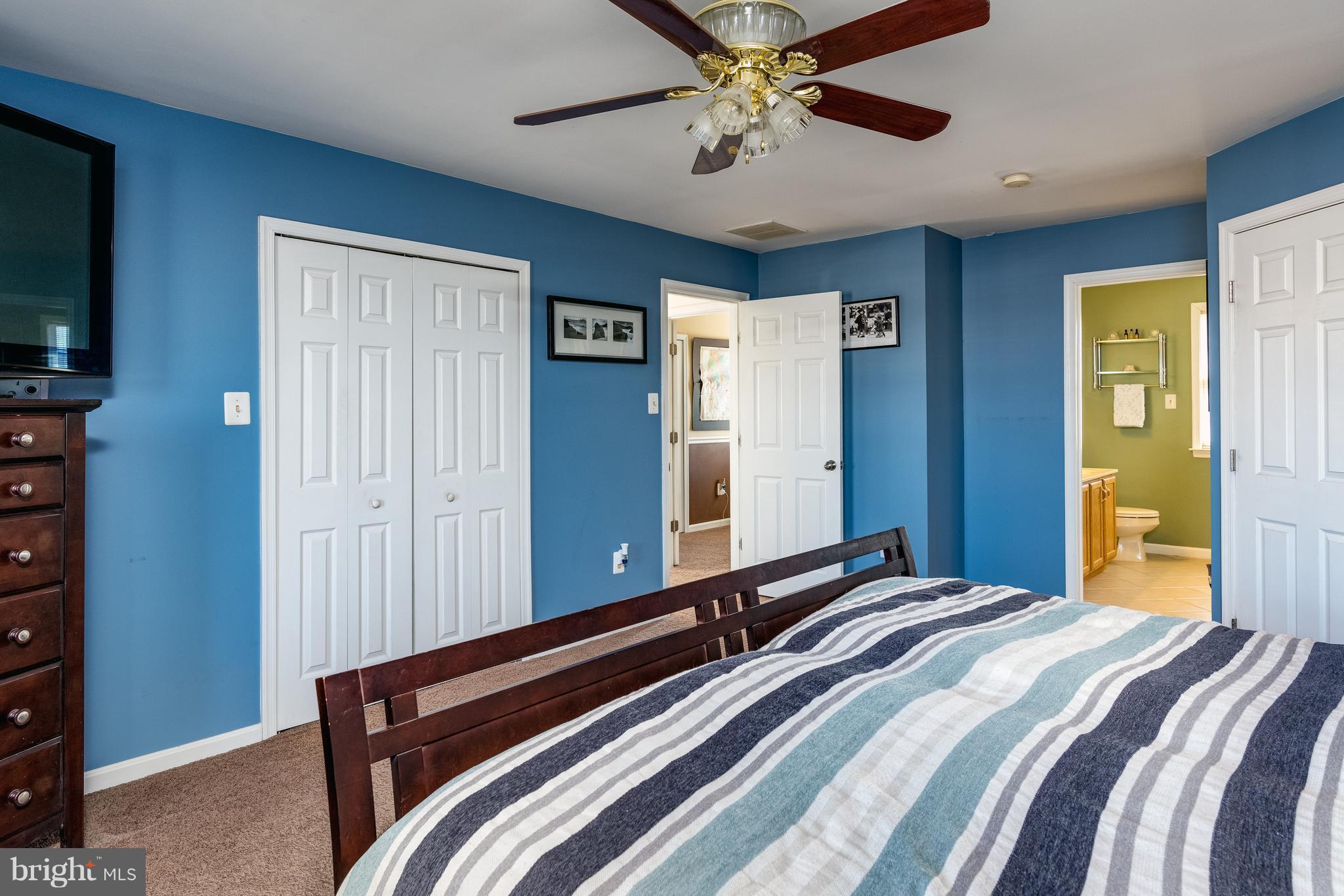 9113 Cove Point Road Baltimore, MD 21219 - Photo 14 of 30 Bedroom (Master)