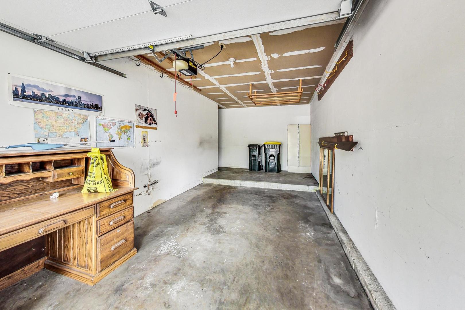 2980 Northampton Drive, Unit D1 Rolling Meadows, IL 60008 - Photo 27 of 35 a view of a storage & utility room