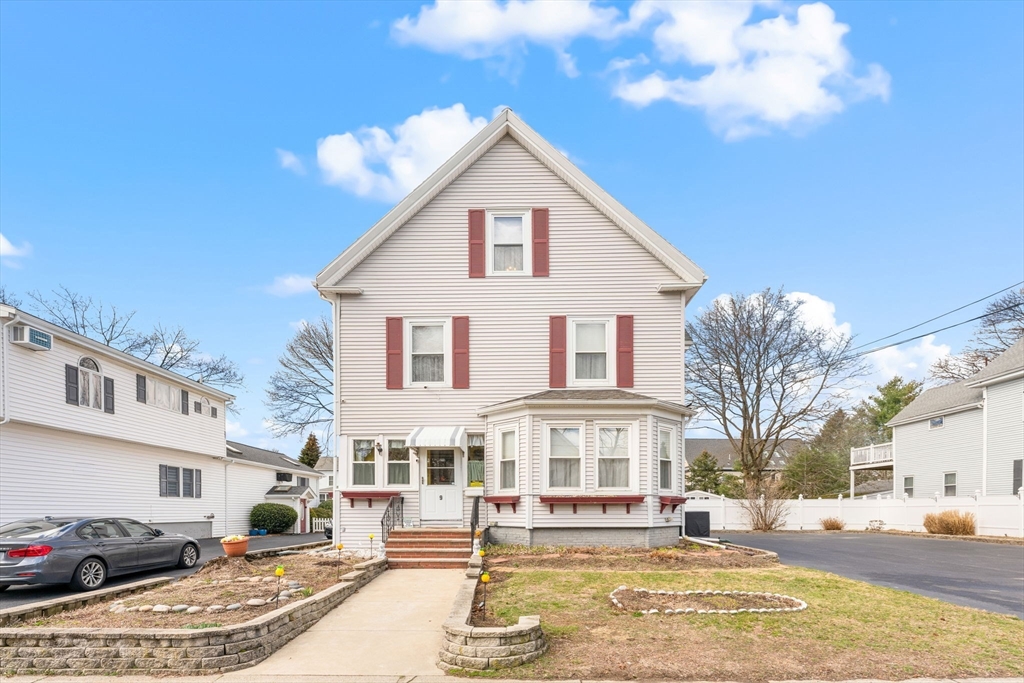 9 Avon Street Saugus, MA 01906 - Photo 1 of 37