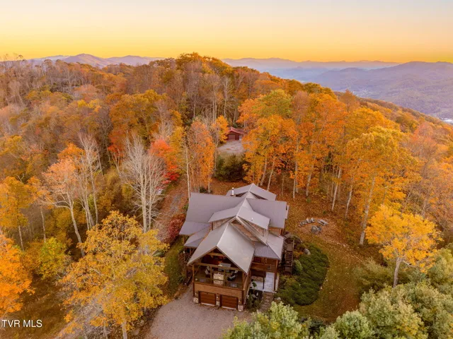 $1,499,000 | 7464 Callalantee Drive, Mountain City, TN 37683