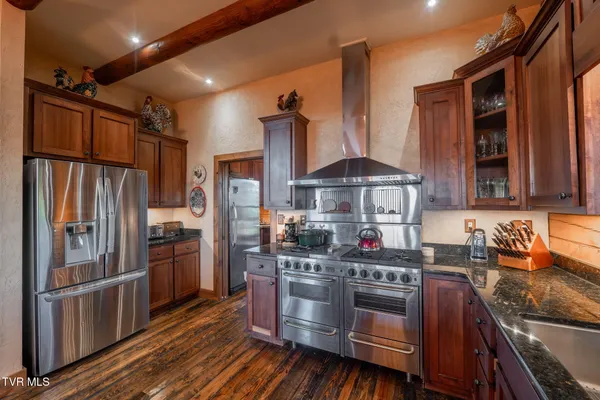 $1,499,000 | 7464 Callalantee Drive, Mountain City, TN 37683