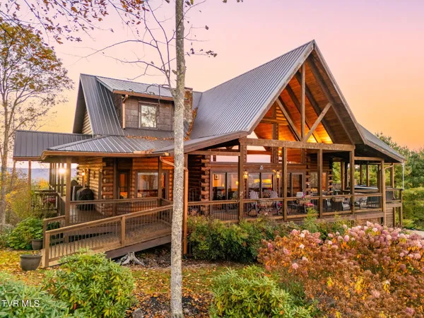 $1,499,000 | 7464 Callalantee Drive, Mountain City, TN 37683