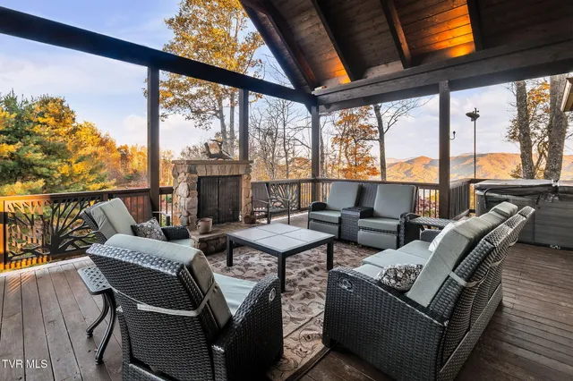 $1,499,000 | 7464 Callalantee Drive, Mountain City, TN 37683