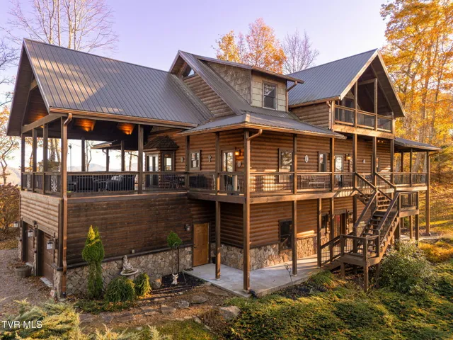 $1,499,000 | 7464 Callalantee Drive, Mountain City, TN 37683