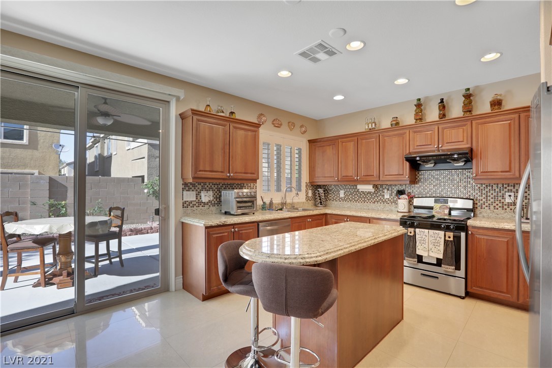 126 Short Ruff Way Las Vegas, NV 89148 - Photo 16 of 48 Gallery Image 16