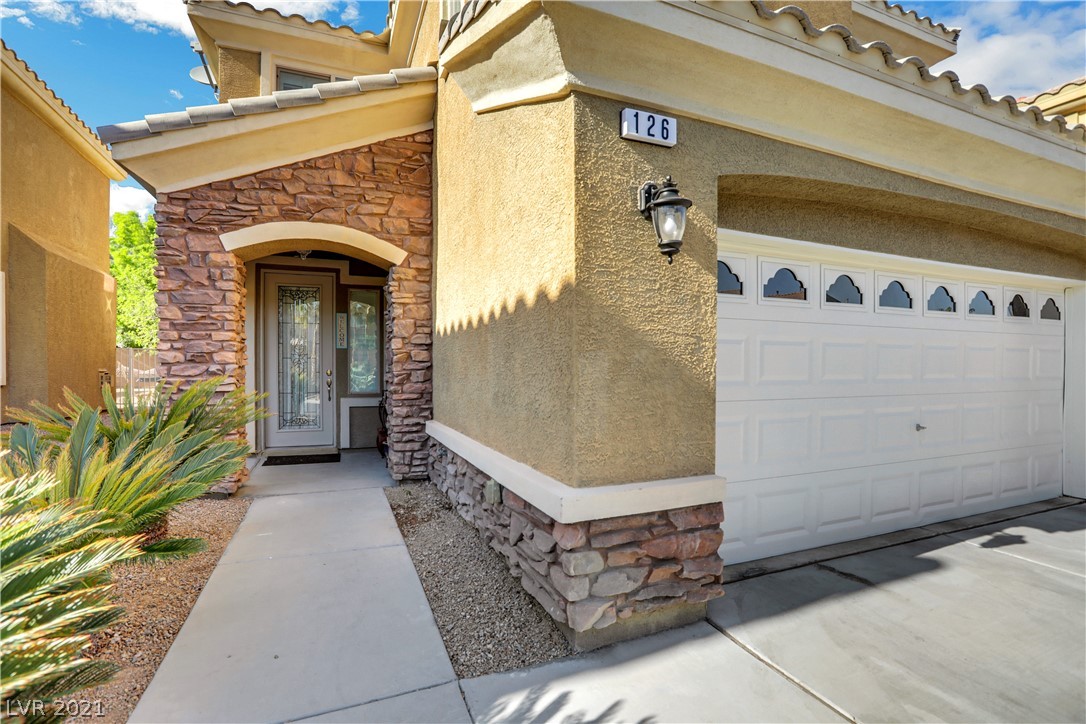 126 Short Ruff Way Las Vegas, NV 89148 - Photo 5 of 48 Gallery Image 5