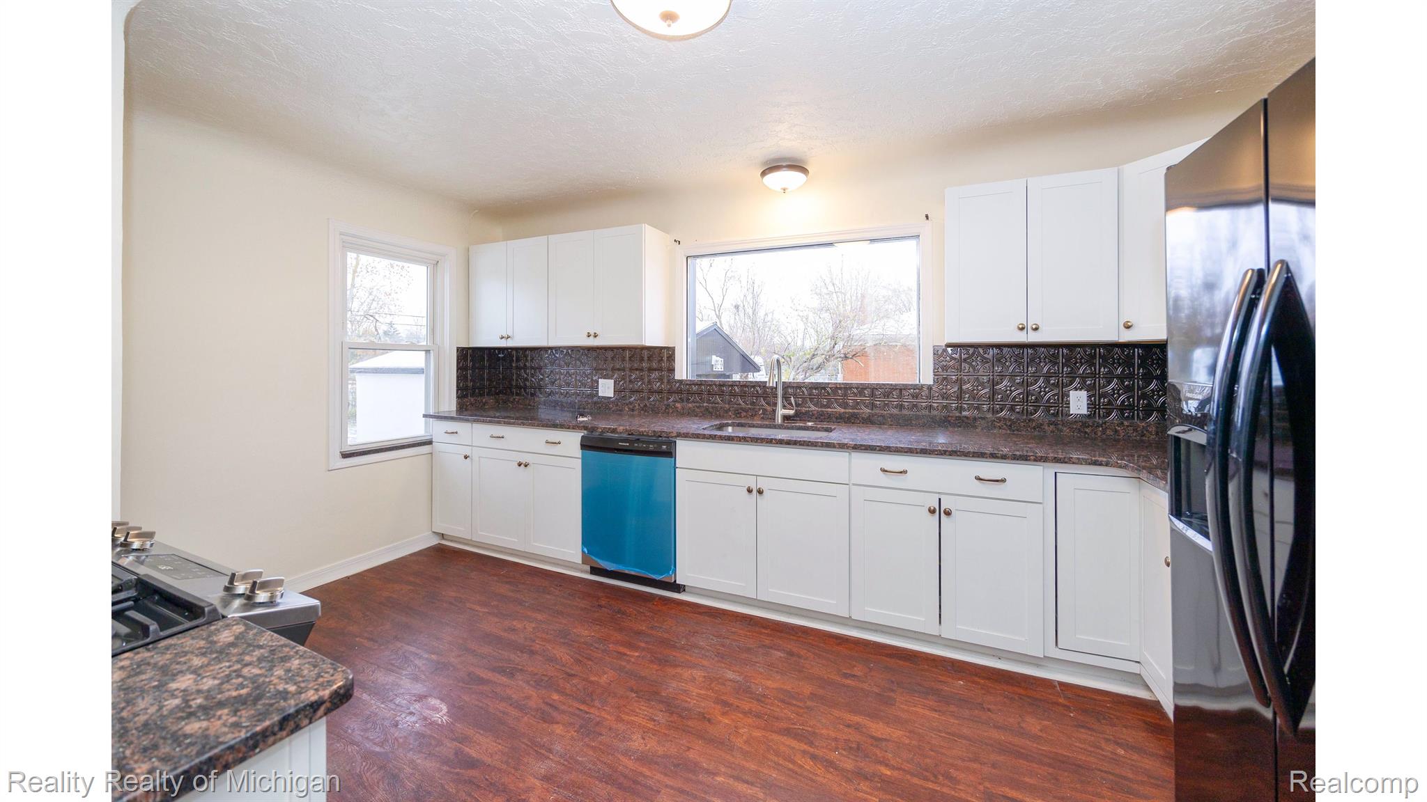15257 Allen Road Southgate, MI 48195 - Photo 26 of 43 Gallery Image 26