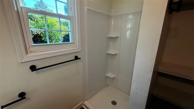 $299,000 | 5405 North Central Street, Kansas City, MO 64118