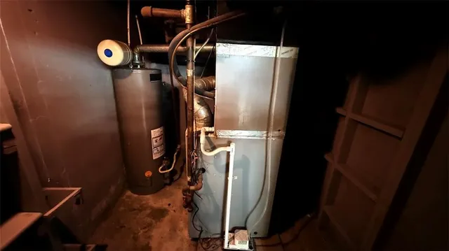 $299,000 | 5405 North Central Street, Kansas City, MO 64118