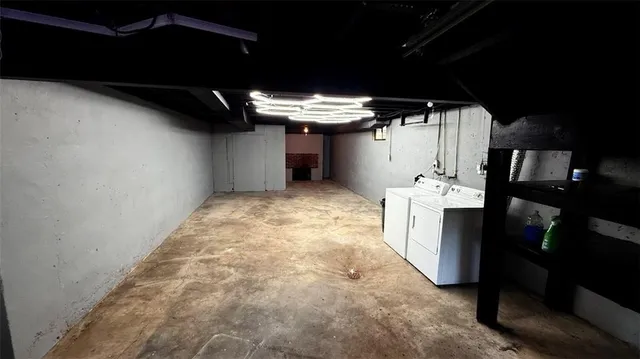 $299,000 | 5405 North Central Street, Kansas City, MO 64118