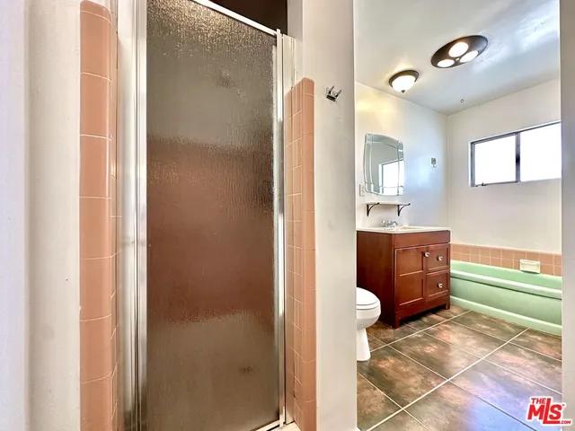 $2,700 | 612 Illinois Court, Unit 2, El Segundo, CA 90245