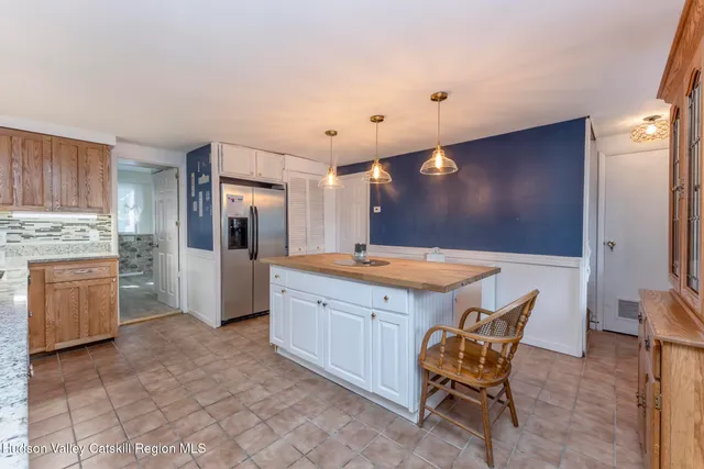 $329,000 | 105 Canal Street, Port Ewen, NY 12466