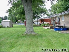 1108 Ruth Place Pawnee, IL 62558 - Photo 2 of 10 Gallery Image 2