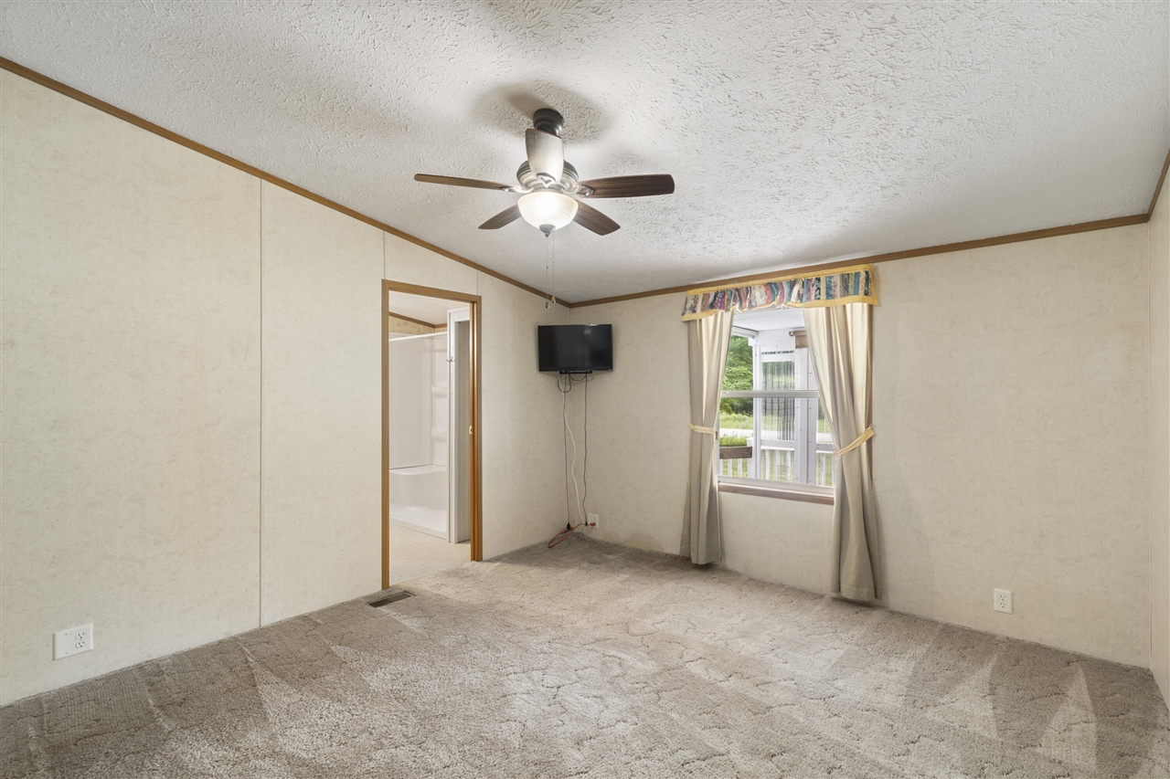 3839 Wallaker Road Benzonia, MI 49616 - Photo 22 of 37 Gallery Image 22