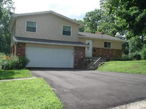 317 George Street Flushing, MI 48433 - Photo 2 of 31 20413737-1.JPG