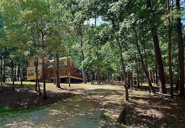 $307,000 | 40 Dartmoor Court, Coldspring, TX 77331