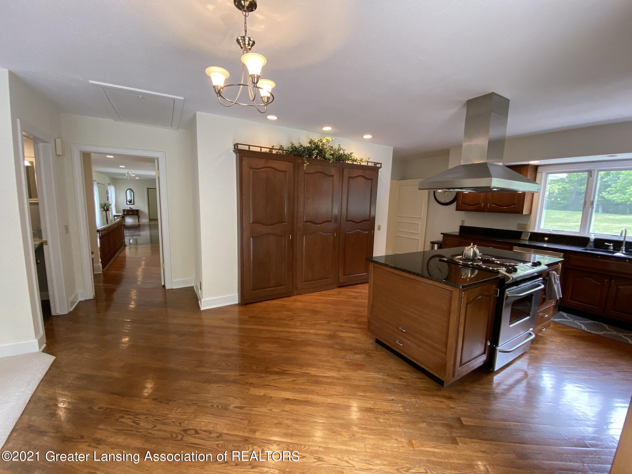 13583 Woodbury Road Haslett, MI 48840 - Photo 20 of 78 IMG_5112