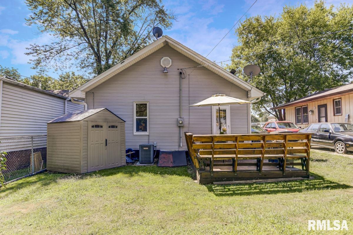1243 Mossman Avenue Springfield, IL 62702 - Photo 32 of 37 Gallery Image 32