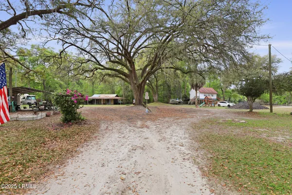 $1,100,000 | 16703 Hendersonville Highway, Yemassee, SC 29945