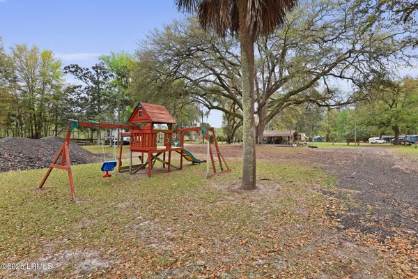 $1,100,000 | 16703 Hendersonville Highway, Yemassee, SC 29945