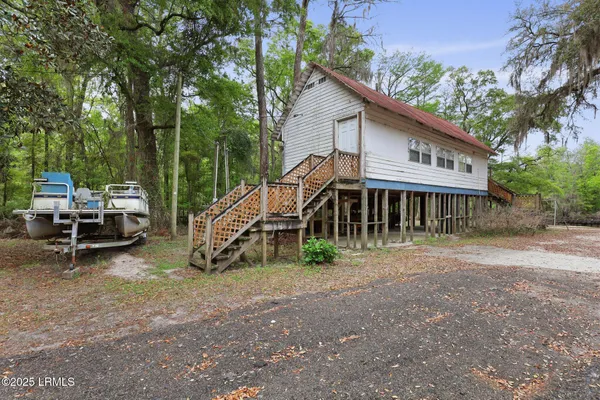 $1,100,000 | 16703 Hendersonville Highway, Yemassee, SC 29945